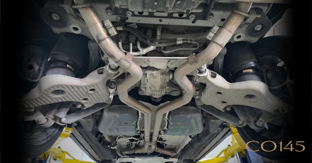 2021 Range Rover Overfinch Velocity Edition, Stock CO145 — carbon-fiber detail
